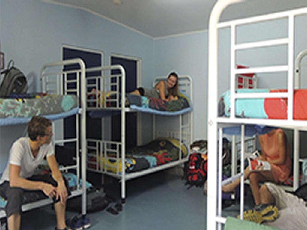 Reef Lodge Backpackers タウンズビル エクステリア 写真