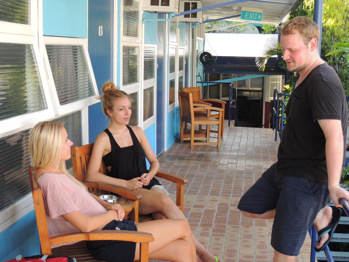 Reef Lodge Backpackers タウンズビル エクステリア 写真